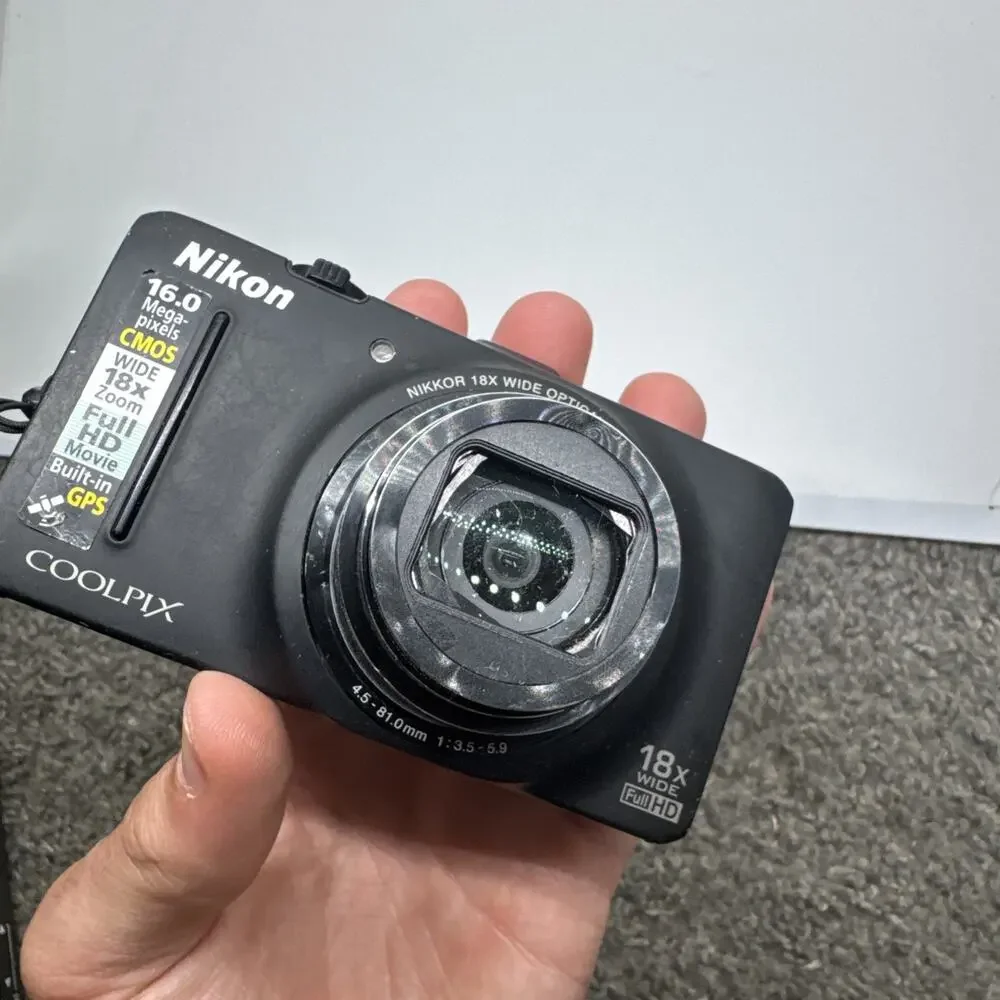 Nikon COOLPIX S9300 16MP 18x Zoom Black Camera Tested Working Read